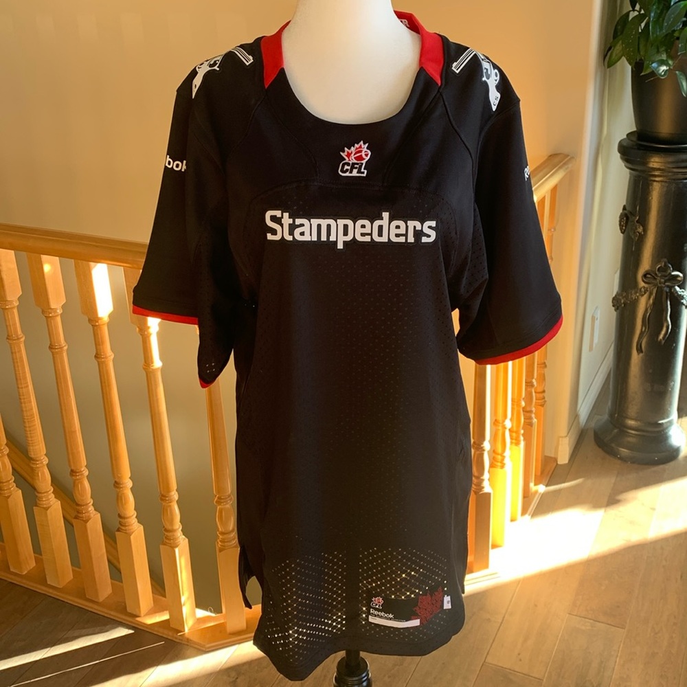 ✨NWOT✨Stampeders Jersey by Reebok